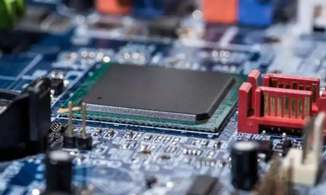 リサイクル [ST]製品無線レシーバ、GNSS IC、車載用MCU、飛行時間センサ、ゲート・ドライバ