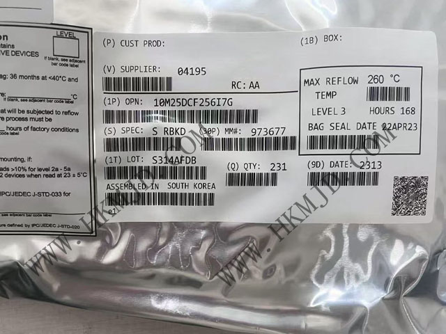 インテル 10M25DCF256I7G 高性能 450MHz プログラマブルゲートアレイIC
